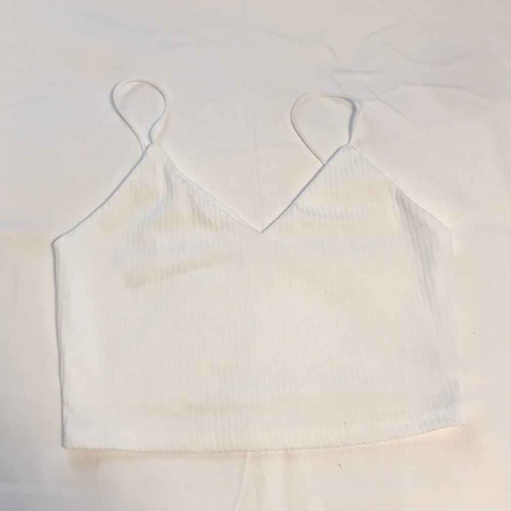 V-neck ribbed crop top